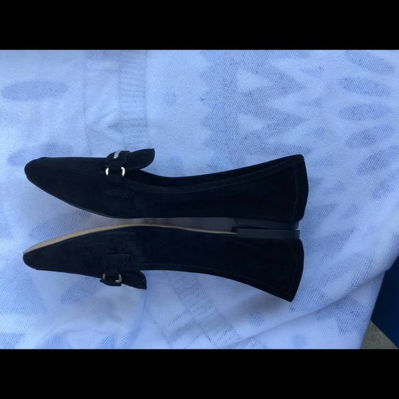 Gianni Bini black suede flats - Picture 3 of 5